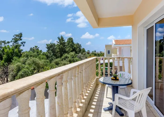 Hera By * Πέγεια